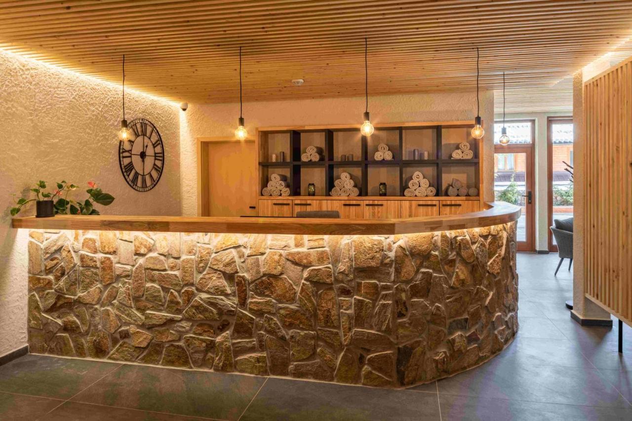 Wellness Hotel Ondrasuv Dvur Bila  Exterior photo